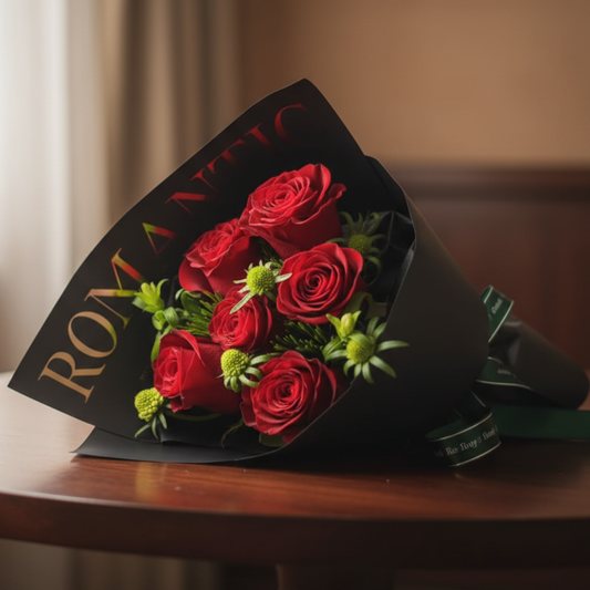 格蘭花店 - 鮮花花束 (紅玫瑰6枝及其他襯花) [FB053]