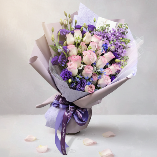 格蘭花店 - 鮮花花束 (玫瑰24枝、桔梗、小飛燕及其他襯花) [FB066]