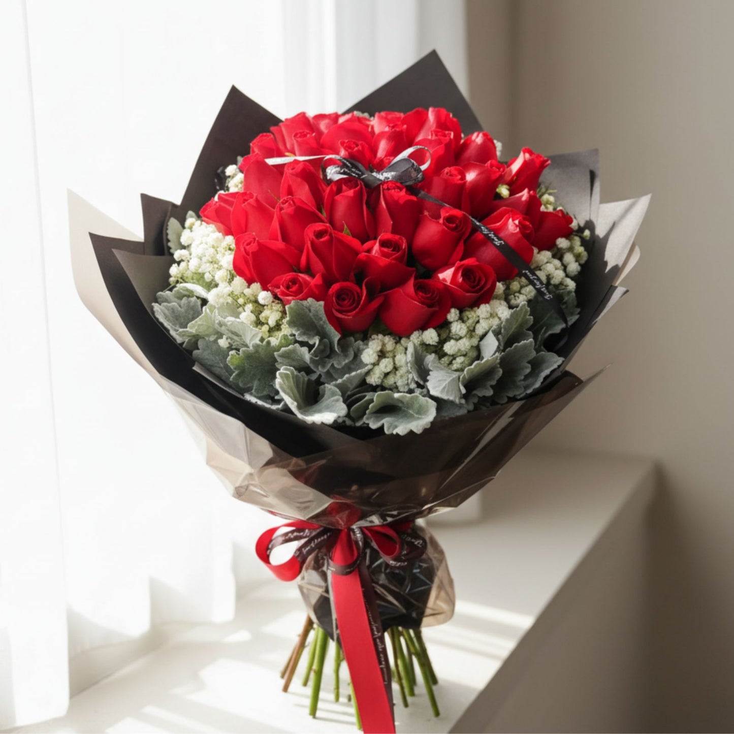 格蘭花店 - 鮮花花束 (紅玫瑰36枝、滿天星及米娜葉) [FB26008]