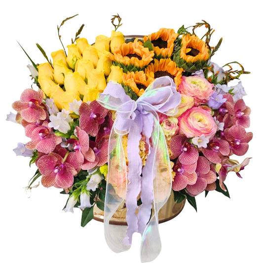 格蘭花店 - 鮮花花束 (向日葵、玫瑰、牡丹、桔梗、風鈴草、蝴蝶蘭及其他襯花) [FB26314]