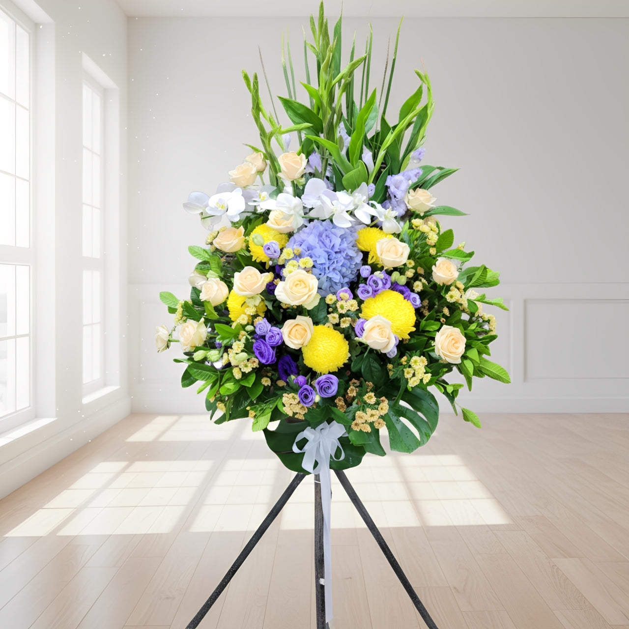 格蘭花店 - 白事花籃 (水竹草、劍蘭、繡球花、蝴蝶蘭、牡丹菊、玫瑰、桔梗、小菊及襯花) [FS0017] 喪禮 殯儀 告別式 追思會