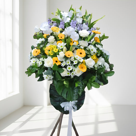 格蘭花店 - 白事花籃 (蝴蝶蘭、青鐵、日本麝香、白百合、小菊、玫瑰、太陽花及襯花) [FS0031] 喪禮 殯儀 告別式 追思會