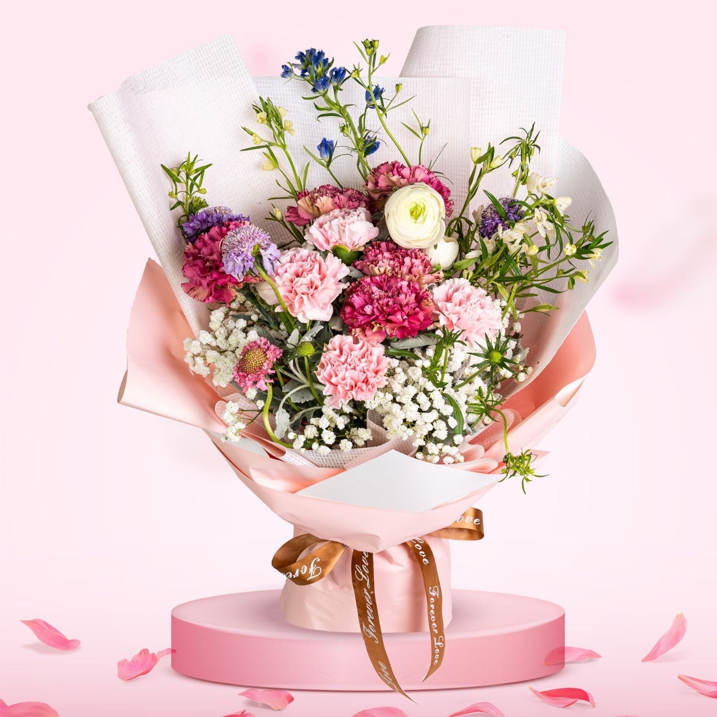 格蘭花店 - 鮮花花束 (康乃馨9支、蟲蟲草、滿天星、小飛燕及其它襯花) [GF00109]