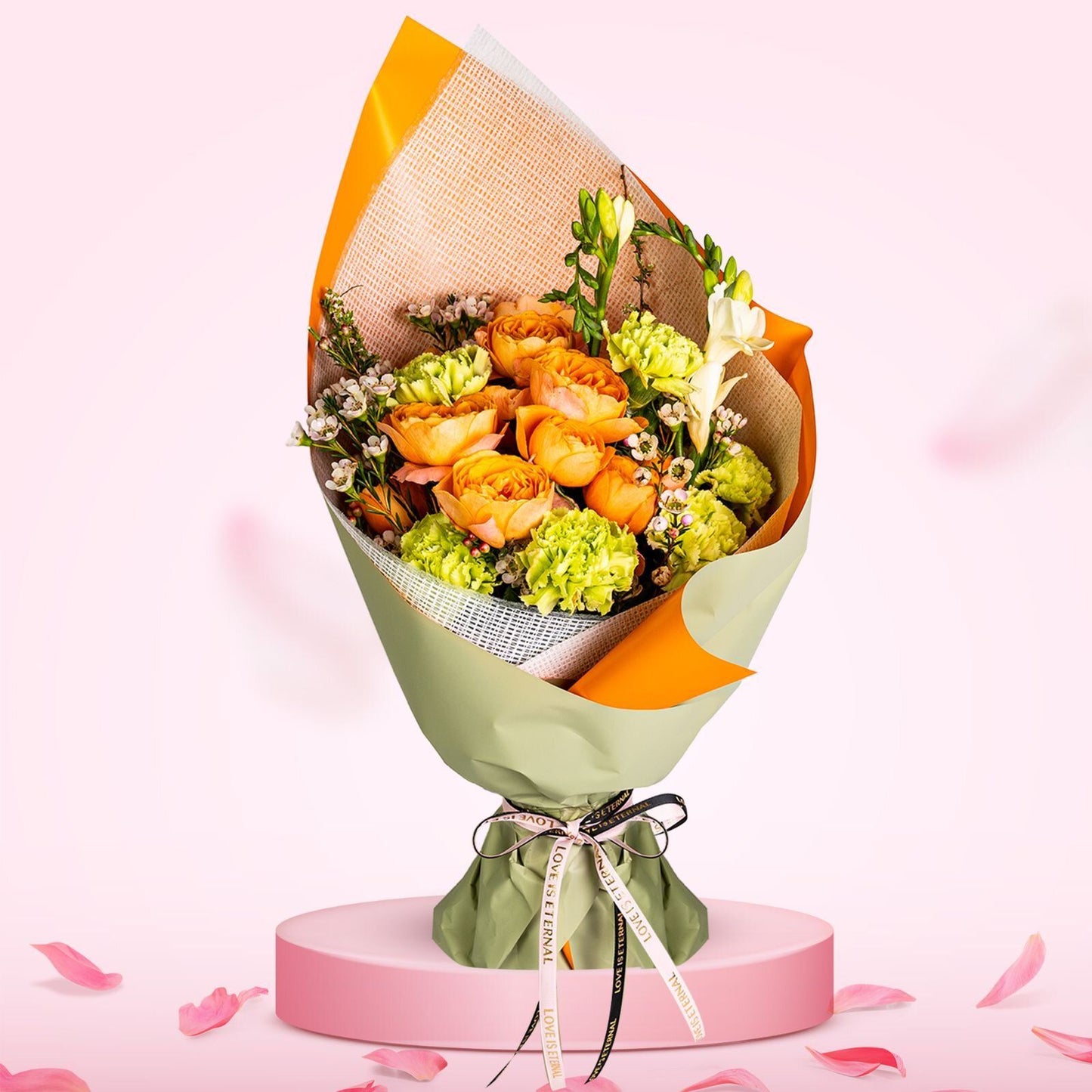 格蘭花店 - 鮮花花束 (康乃馨6支、小玫瑰、蟲蟲草、立梅、小飛燕及其它襯花) [GF00111]