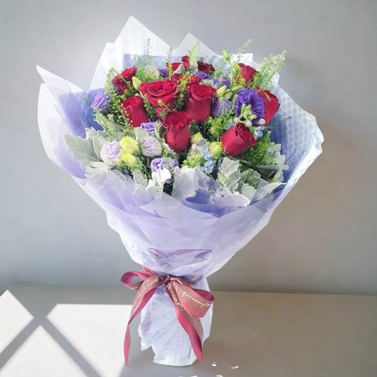 格蘭花店 - 鮮花花束 (11支紅玫瑰及襯花) [GF00156]