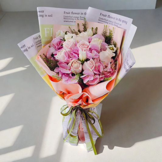 格蘭花店 - 鮮花花束 (繡球花及玫瑰襯花) [GF00158]