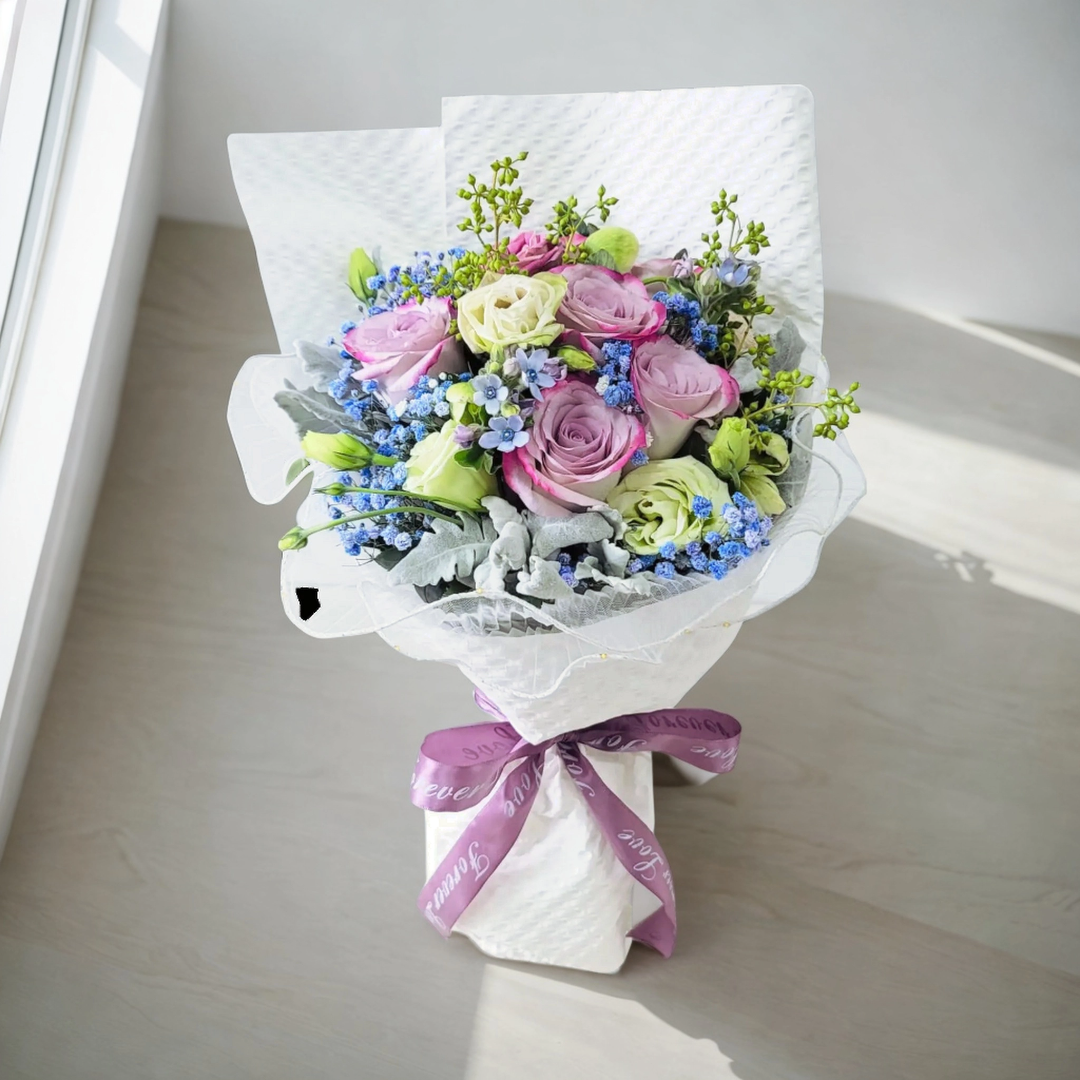 格蘭花店 - 鮮花花束 (紫色玫瑰6支、青桔梗、米娜葉、藍色滿天色及尤加利果) [GF00195]