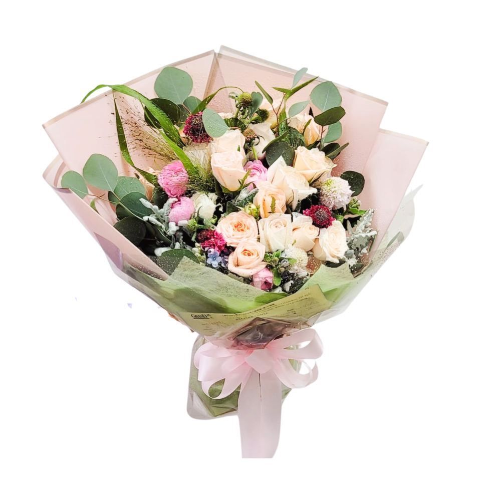 格蘭花店 - 鮮花花束 (玫瑰花18支、小牡丹、噴泉草、尤加利葉、蟲蟲草) [GF00246]