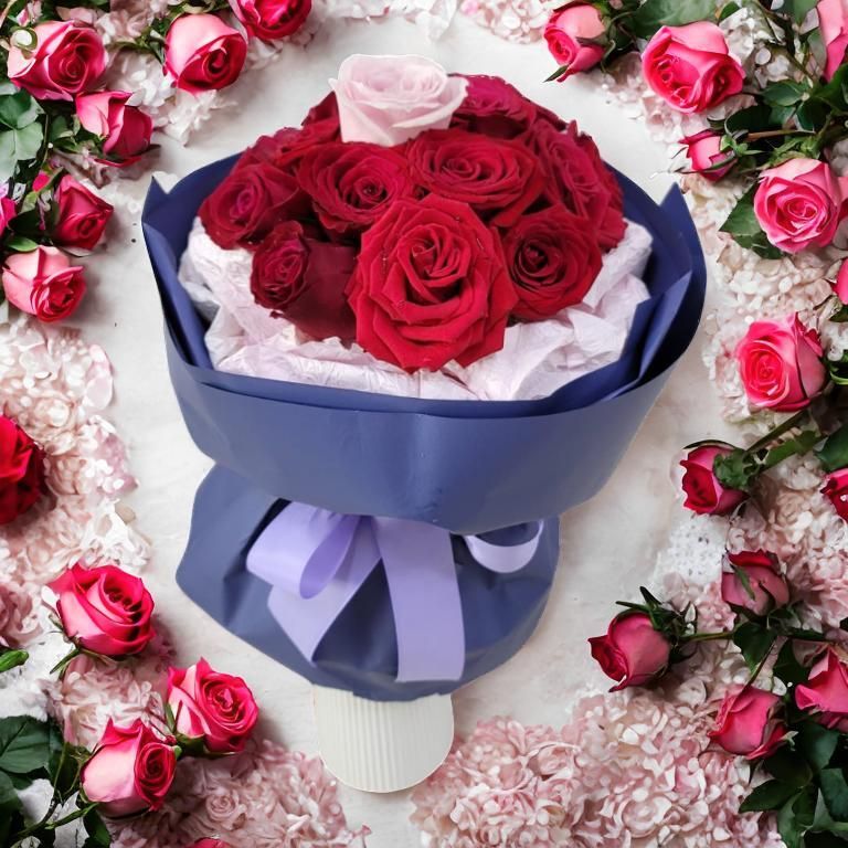 格蘭花店 - 你是我的一切 鮮花花束 (玫瑰11支及其他襯花) [GF00331]