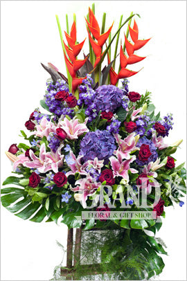 格蘭花店 - 開張花籃 (蟹鉗、繡球花3個、玫瑰、百合、日本麝香及其他襯花) [GO16-10]