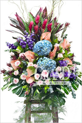 格蘭花店 - 開張花籃 (繡球花2個、玫瑰、粉掌、日本麝香及其他襯花) [GO16-11]