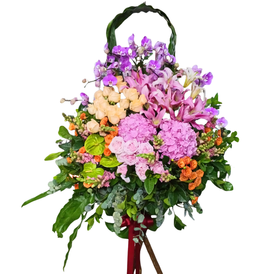 格蘭花店 - 開張花籃 (繡球花、粉玫瑰、香檳玫瑰、橙小玫、大飛燕、蝴蝶蘭、金魚草、綠掌、尤加利葉、龜背葉及其他襯花) [OS011]