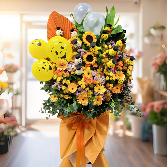 格蘭花店 - 開張花籃 (太陽花、小菊、乒乓菊、向日葵、黃小玫瑰、橙小玫、尤加利葉及其他襯花) [OS003]